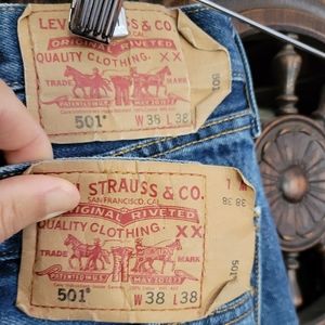 Bundle 2 pairs Levi's 501 jeans 38 x 38